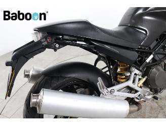 Ducati Monster 900  picture 16