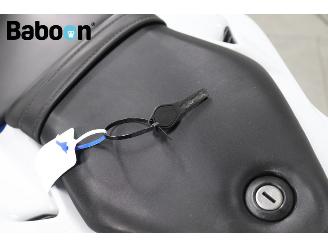 BMW  HP 4 picture 24