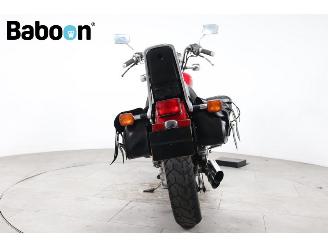 Honda  VT 700 C Shadow picture 3