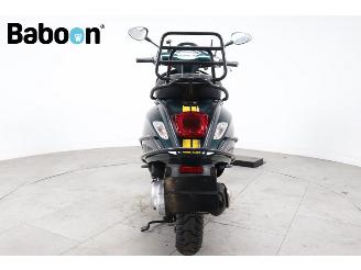 Vespa  Sprint 25KM picture 6