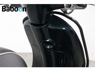 Vespa  Sprint 25KM picture 17