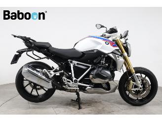 škoda motocykly BMW GTS 300 R 1250 R HP 2022/3