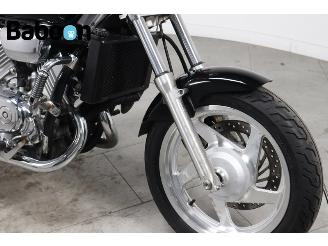Honda VF 750 C Magna picture 9