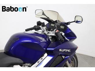 Honda VFR 800 V-TEC ABS picture 12