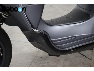 Vespa  GTS 300 Super Sport HPE picture 18