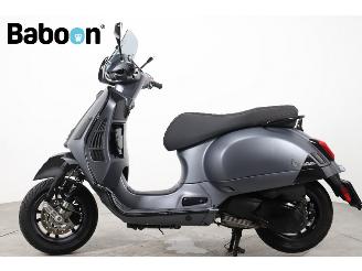 Vespa  GTS 300 Super Sport HPE picture 5