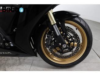 Honda CBR 1000 RR Fireblade picture 10