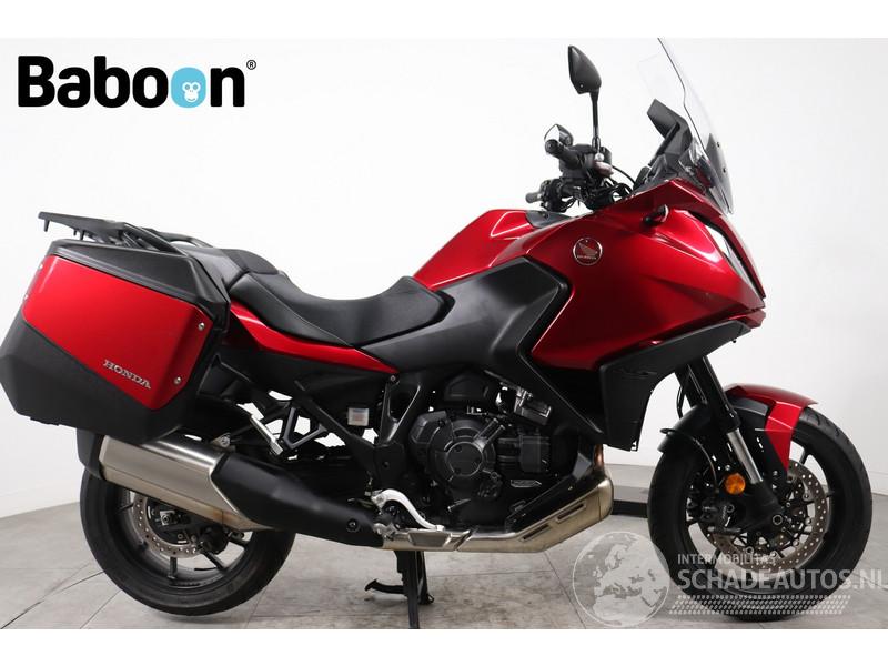 Honda  NT 1100 DCT