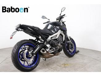 Yamaha MT-09  picture 2