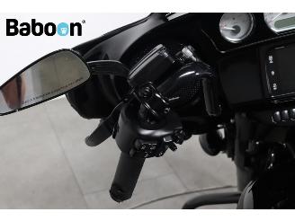 Harley-Davidson  FLHXS Street Glide Special 107 picture 15