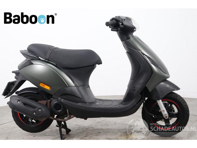 Piaggio  Zip 25KM
