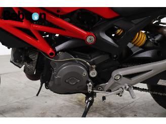 Ducati  Monster 696 picture 21