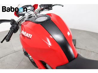 Ducati  Monster 696 picture 18