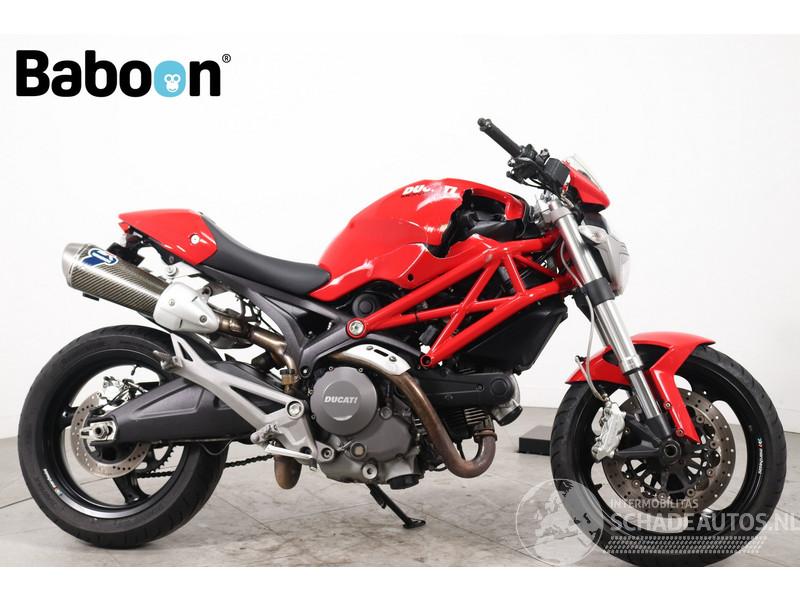 Ducati  Monster 696