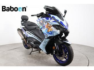 Yamaha  XP 560 T-MAX picture 2