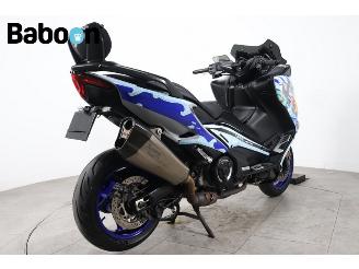 Yamaha  XP 560 T-MAX picture 3