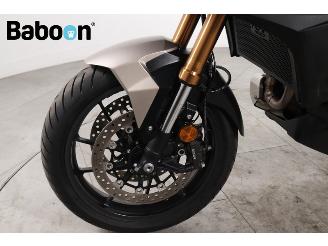 Honda  NT1100 DCT picture 9