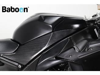 Yamaha  YZF-R1 picture 12