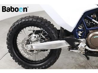 Husqvarna  701 Enduro picture 13