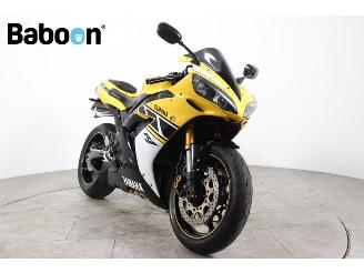 Yamaha  YZF-R1 picture 4