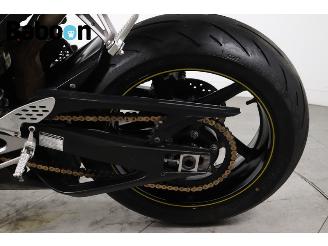 Yamaha  YZF-R1 picture 22