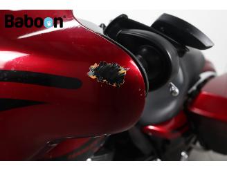 Harley-Davidson  FLHX Street Glide picture 15