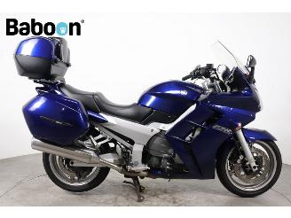 Vaurioauto  motor cycles Yamaha FJR 1300 ABS 2004/3