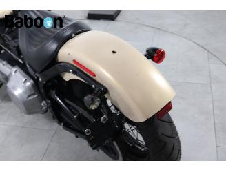 Harley-Davidson  FLS Softail Slim picture 16