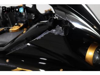 Yamaha  YZF-R1 picture 17