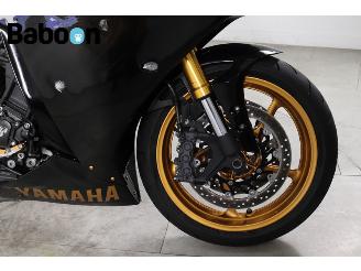 Yamaha  YZF-R1 picture 19