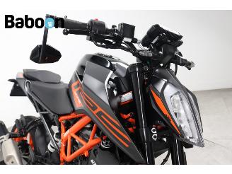 KTM 125 Duke ABS picture 9