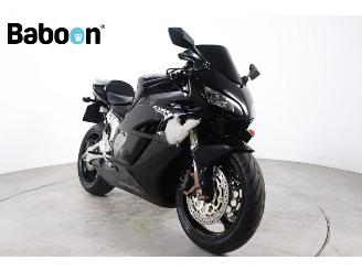 Honda CBR 1000 RR Fireblade picture 2