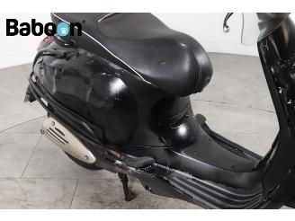 Vespa  Sprint 45KM picture 17