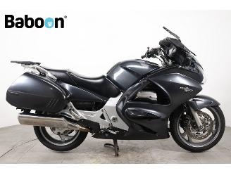Schade motor Honda ST 1300 Pan European ABS 2006/3