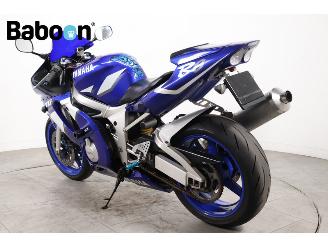 Yamaha  YZF-R6 picture 2