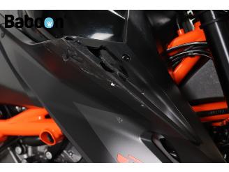 KTM 1290 Super Duke R ABS picture 17