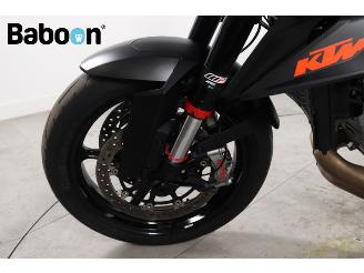 KTM 1290 Super Duke R ABS picture 14