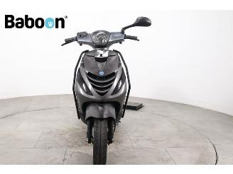 Piaggio  Zip 45KM picture 7