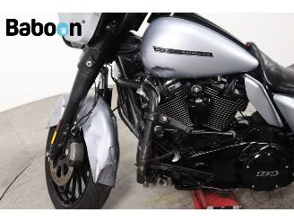 Harley-Davidson  FLHXS Street Glide Special 114 picture 22