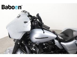 Harley-Davidson  FLHXS Street Glide Special 114 picture 23