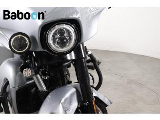 Harley-Davidson  FLHXS Street Glide Special 114 picture 25
