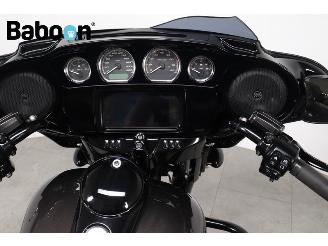 Harley-Davidson  FLHXS Street Glide Special 114 picture 16