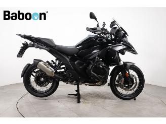Vaurioauto  motor cycles BMW R 1300 GS Triple Black 2024/2
