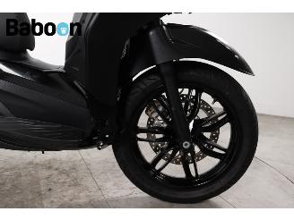 Piaggio  400 Beverly S HPE picture 19
