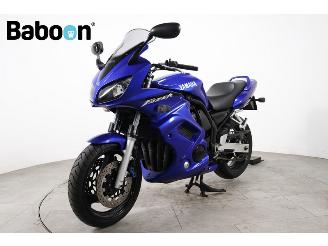Yamaha FZS 600 Fazer picture 4