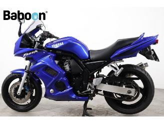 Yamaha FZS 600 Fazer picture 5