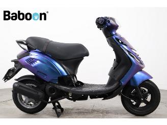 danneggiata scooter Piaggio  Zip 45KM 2020/9