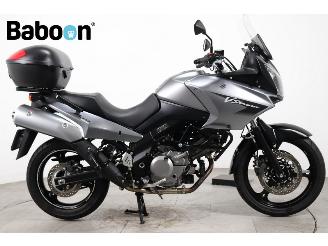 Vaurioauto  motor cycles Suzuki DL 650 V-Strom 2007/4