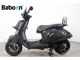 Vespa  Sprint 45KM picture 5