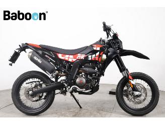damaged motor cycles Aprilia SX 125  2025/8